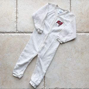 Tampa Bay Bucs Sleep And Play Footie 18M